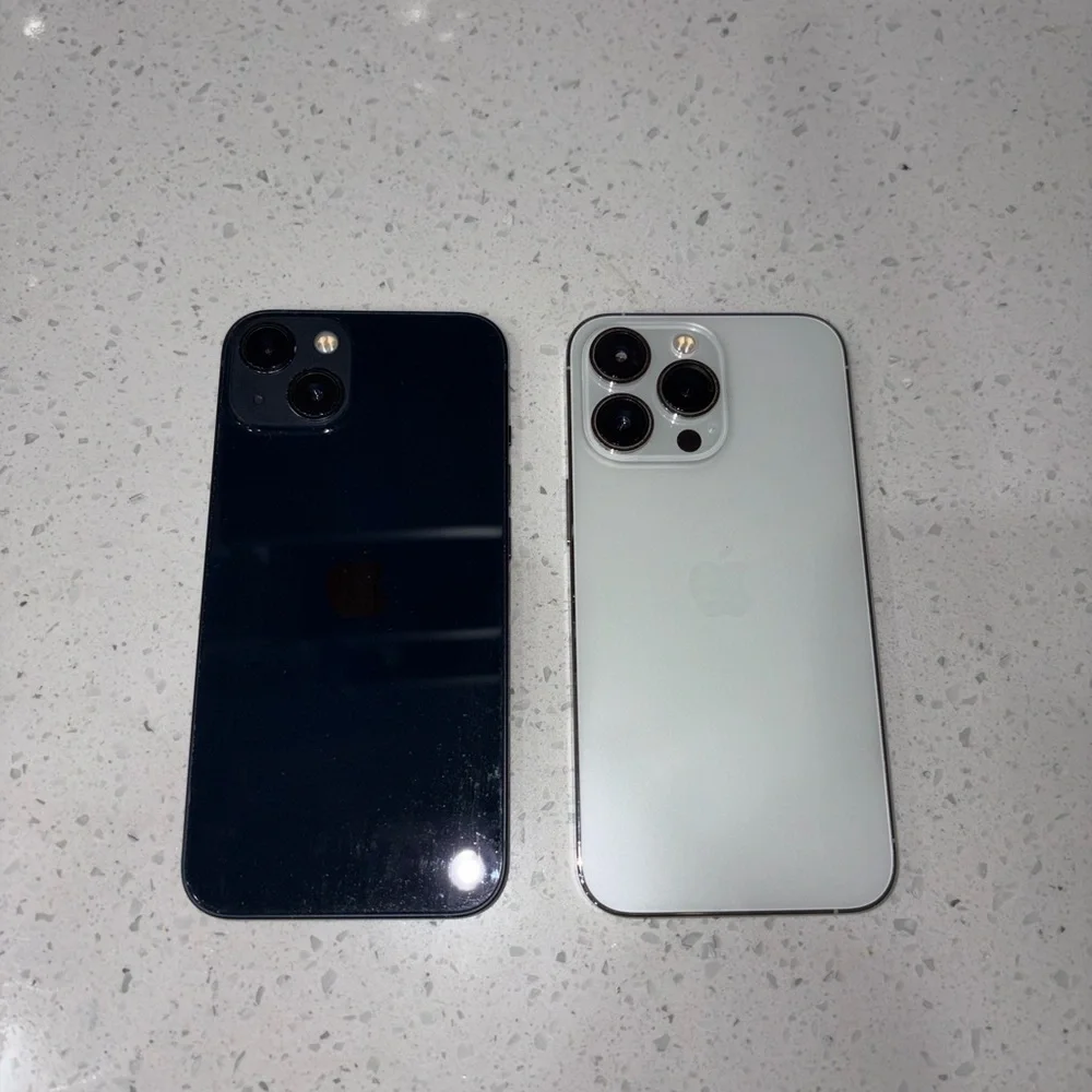 Apple selling item